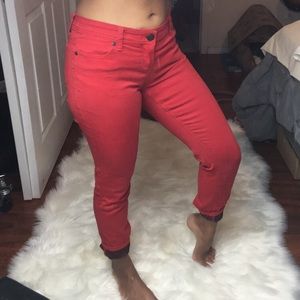 Low rise skinny jeans